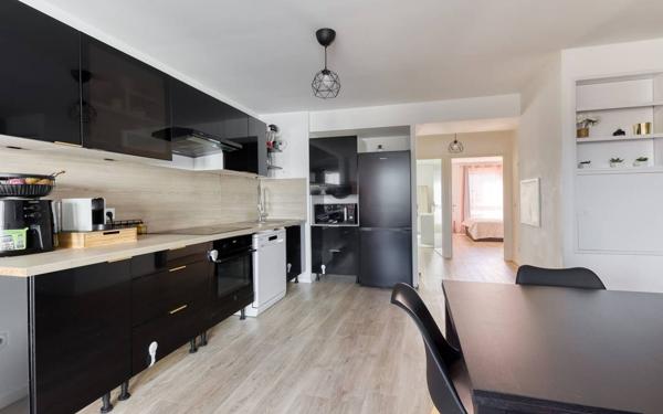 Appartement à vendre    4 pièces •  Pontault-Combault