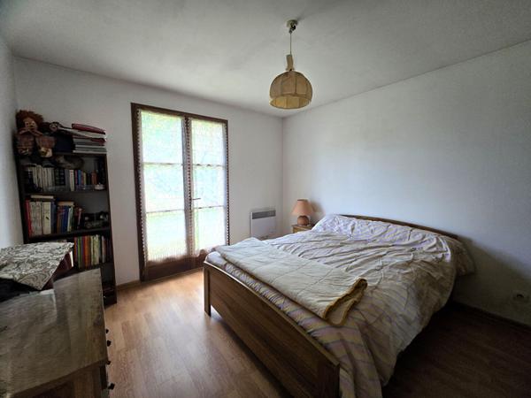 Maison Sourdun/ 5 min de Provins. 5 pièces 3 chambres / bus, écoles, pharmacie, commerces sur place, gare 5 km!