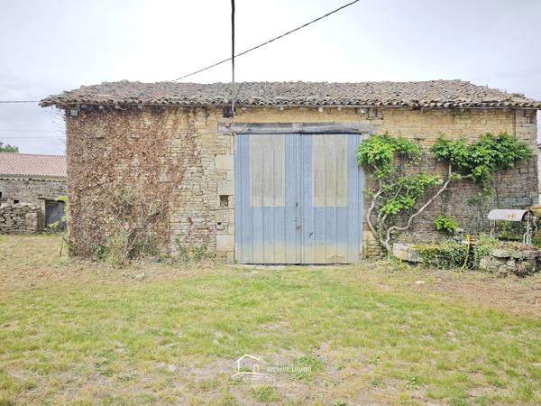 MAISON JARDIN DEPENDANCES Lezay (79120)