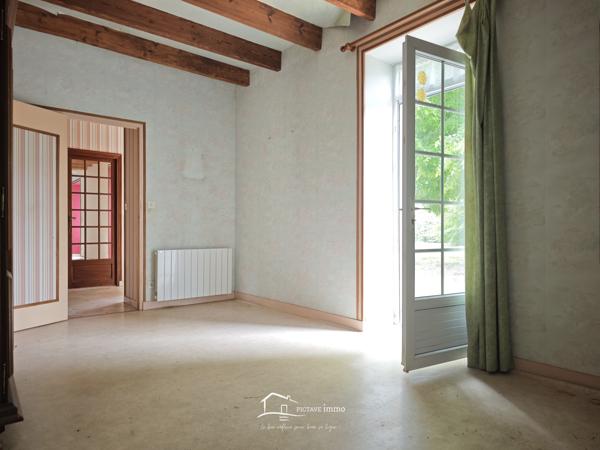MAISON JARDIN DEPENDANCES Lezay (79120)