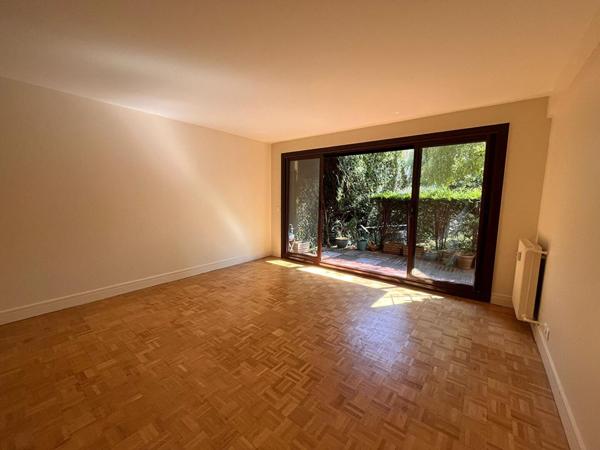 Appartement avec terrasse - Saint Cloud 3 pièce(s) 80.93 m2