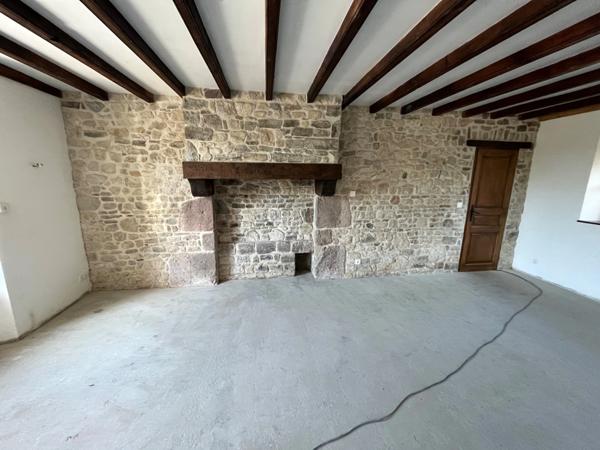 Maison à vendre 5 pièces SOULLES (50)