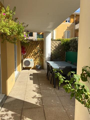 appartement T2 en rez-de-terrasse + double garage
