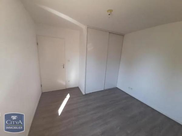Appartement à louer 2 pièces 54.48m² Paray-le-Monial (71600)