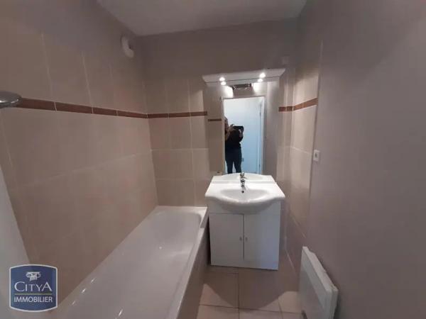 Appartement à louer 2 pièces 54.48m² Paray-le-Monial (71600)