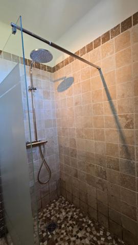 L'Isle-sur-la-Sorgue (84800) VILLA TRADITIONNELLE 117m² avec 3 CHAMBRES, CAVE,GARAGE - 10min A PIED DU CENTRE VILLE