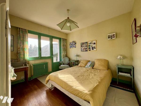 CARNEL, vaste maison lumineuse avec jardin clos et garage