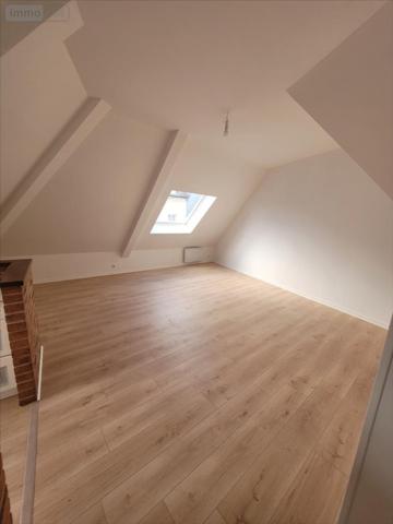 Appartement à louer à Pont-de-l'Arche dans l'Eure (27340), ref : 27063-11056