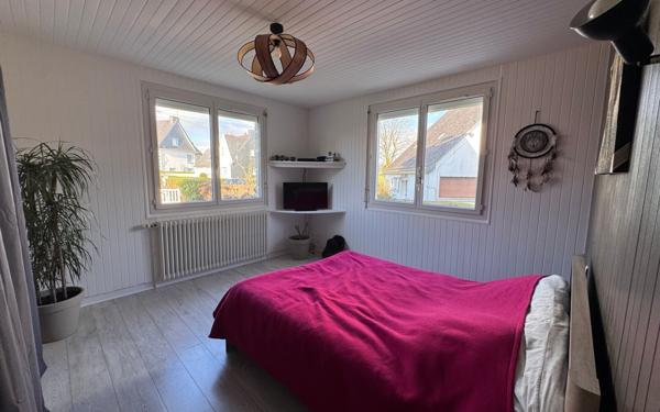 Maison à vendre    6 pièces • 171,16 m2 Rostrenen