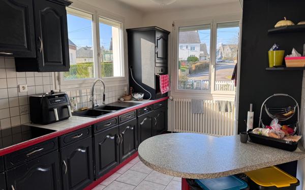 Maison à vendre    6 pièces • 171,16 m2 Rostrenen