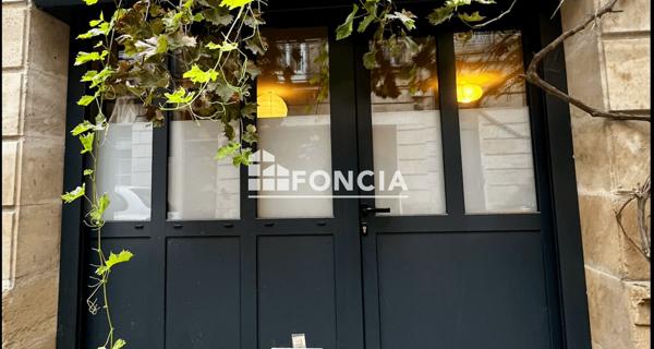 À vendre Local commercial 105.49 m² - Bordeaux 33300