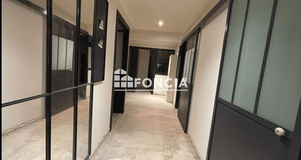 À vendre Local commercial 105.49 m² - Bordeaux 33300