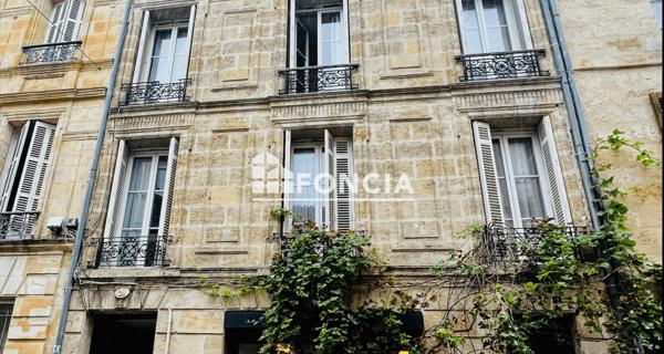 À vendre Local commercial 105.49 m² - Bordeaux 33300