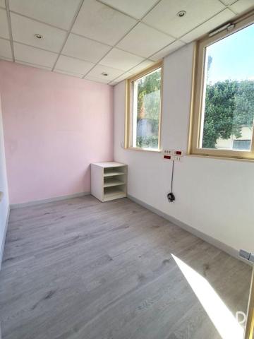 Location boutique/local commercial 65 m² Domart-en-Ponthieu