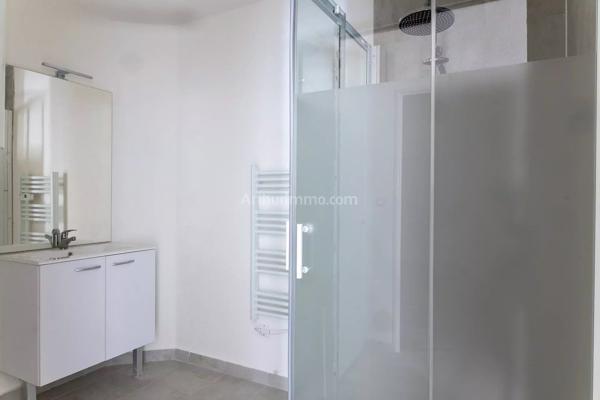 Vente                                                      Appartement
                        
                     3 pièces                      68 m2                     à Villers-le-Lac