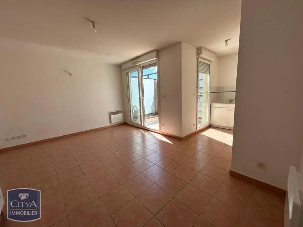 Appartement à louer 2 pièces 44.92m² Miramas (13140)
