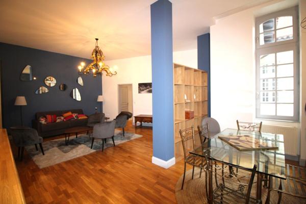 SUPERBE T3 meublé -  HYPER-CENTRE BAYONNAIS