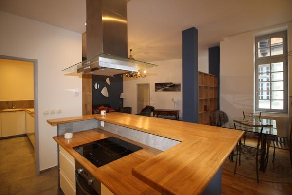 SUPERBE T3 meublé -  HYPER-CENTRE BAYONNAIS