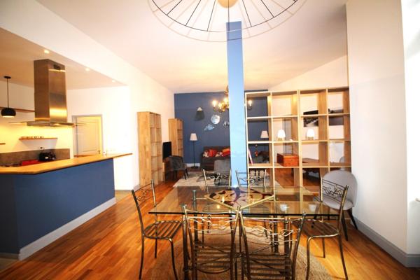 SUPERBE T3 meublé -  HYPER-CENTRE BAYONNAIS