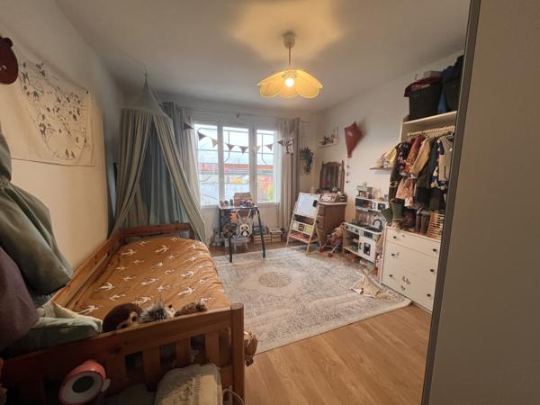 Gentilly (94250) Gentilly – Le Plateau / 3 pièces rénové avec balcon filant et vue dégagée