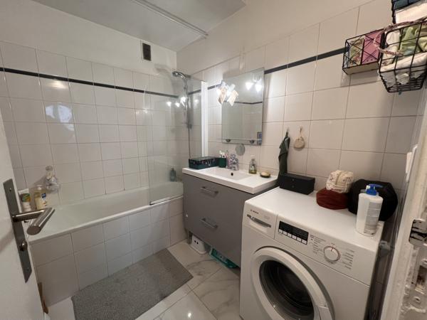 Gentilly (94250) Gentilly – Le Plateau / 3 pièces rénové avec balcon filant et vue dégagée