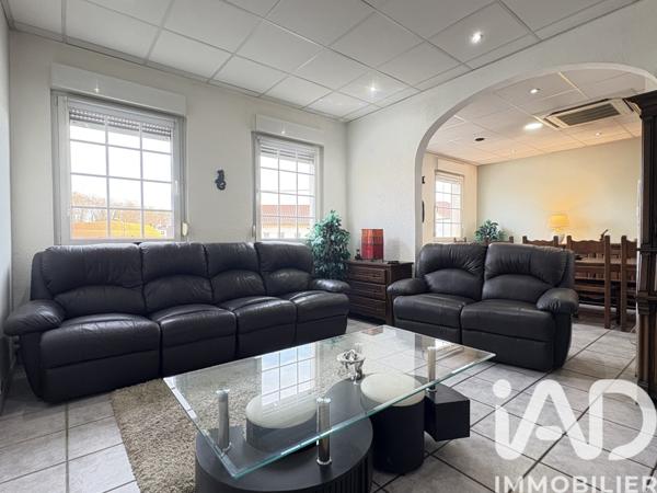 Immeuble à vendre 583 m² Carling