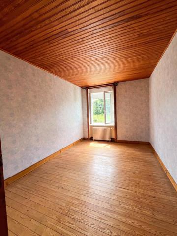 Maison à GROSVILLE, 50340 - 7 pièces 270m²