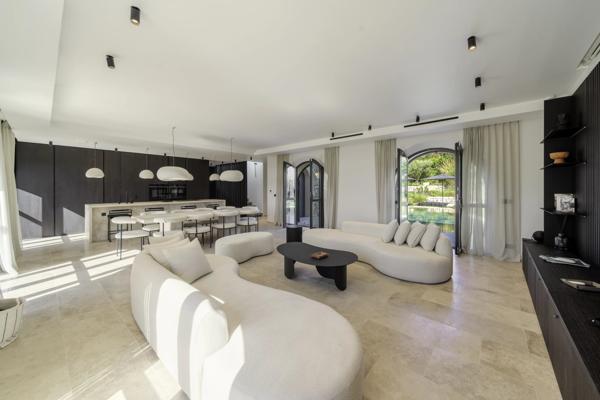Villa contemporaine sur le versant Ouest