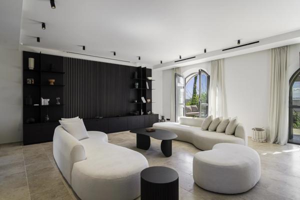 Villa contemporaine sur le versant Ouest