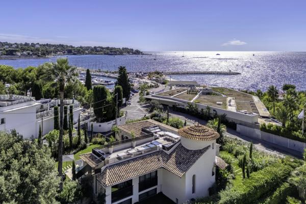 Villa contemporaine sur le versant Ouest
