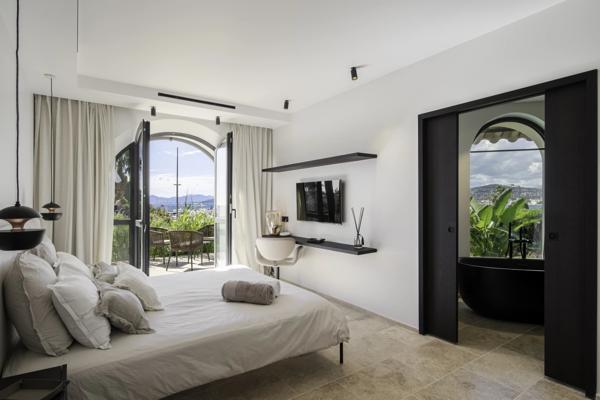 Villa contemporaine sur le versant Ouest