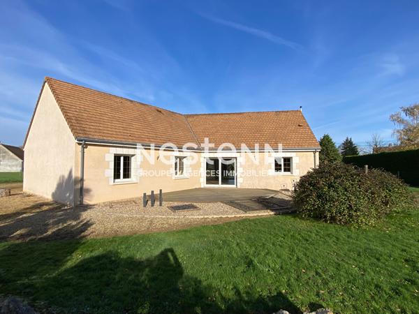 Belle propriété familiale de 202 m² à vendre avec 6 chambres, triple garage et beau terrain clos à Lavernat (72500)