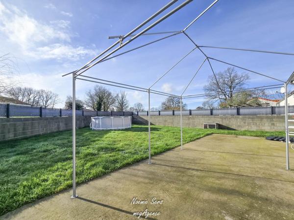 Maison à Montrevault-sur-Èvre, 49600 - 5 pièces 88m²