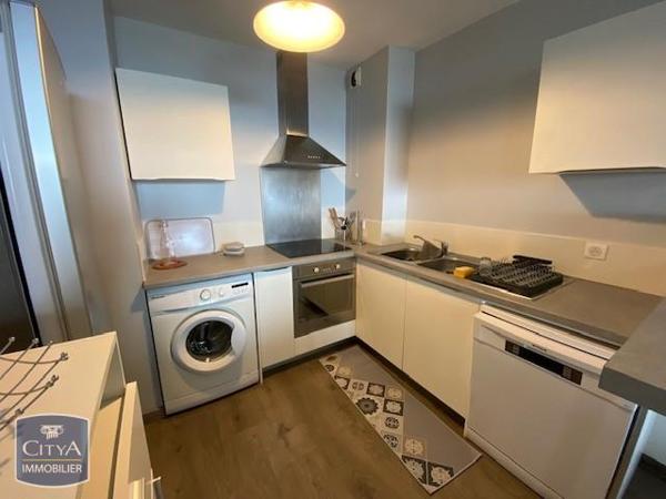 Appartement à louer 3 pièces 72.4m² Saint-Denis (97400)