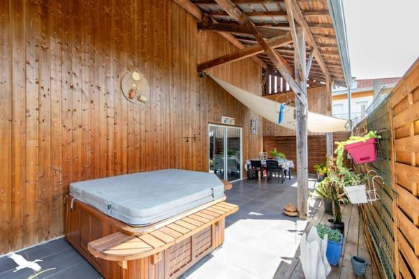 Maison à vendre 544 440 € Audenge 6 p 128 m² DPE C
