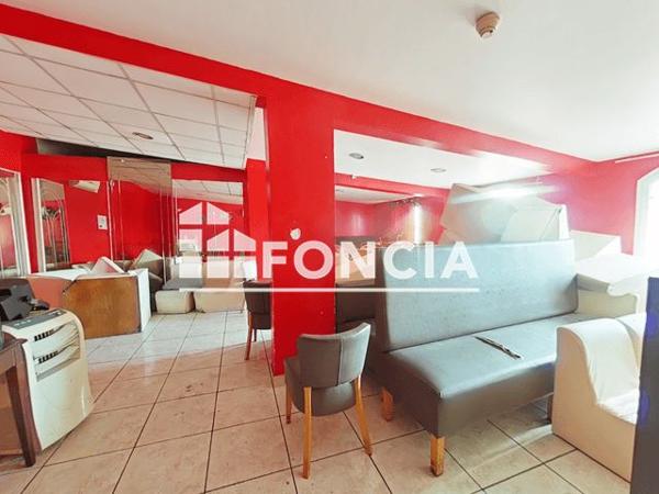 Location Local commercial 6 pièces 250 m² - 95 RUE HELENNE COCHENNEC Aubervilliers 93300