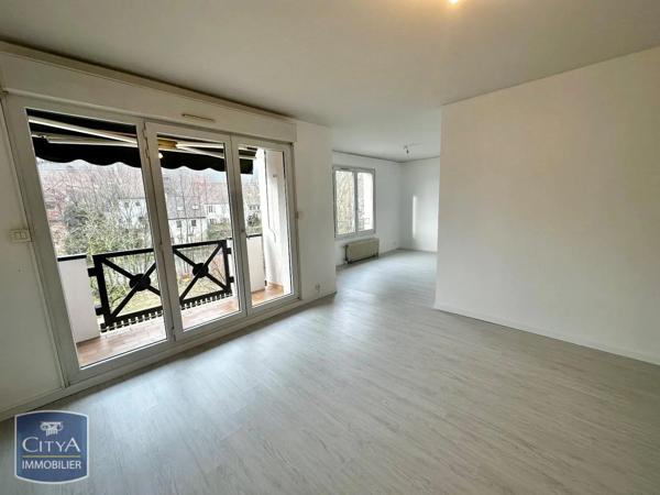 Appartement à louer 4 pièces 82.17m² Thann (68800)