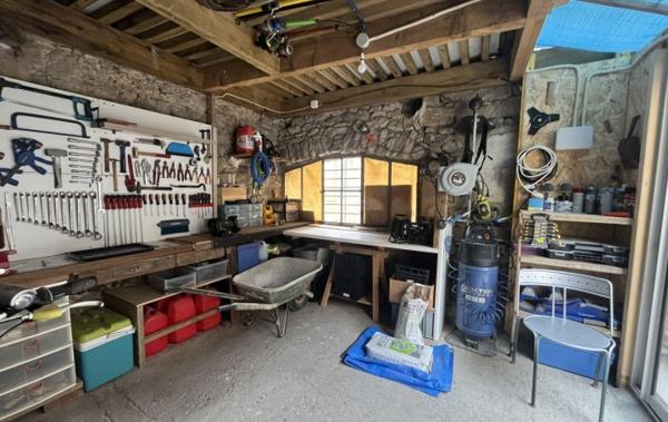 Vente Maison de village Patio et jardin rénové(e) Cascastel-des-corbieres   