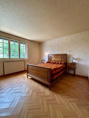 Maison individuelle avec 3 chambres, à rénover