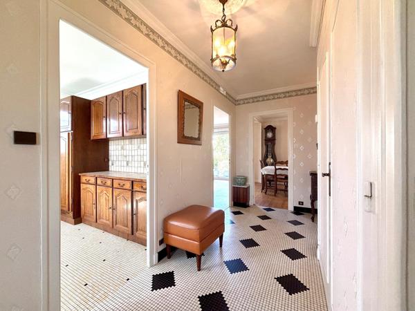 Maison familiale sur sous-sol complet