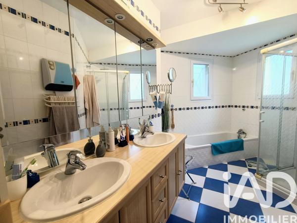 Maison à vendre 4 pièces 112 m² Nadaillac-de-Rouge