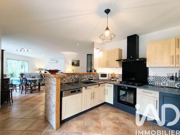 Maison à vendre 4 pièces 112 m² Nadaillac-de-Rouge