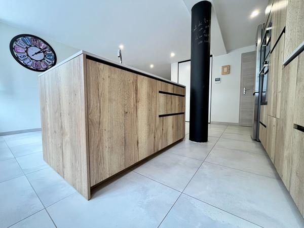 Appartement 3 pièces 101 m2