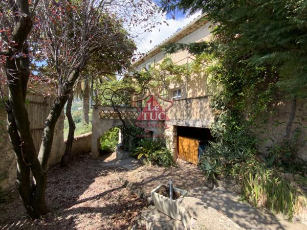 MAGAGNOSC DANS HAMEAU MAISON AVEC JARDINET VUE MER Magagnosc (06520)