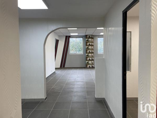 Location boutique/local commercial 180 m² Guibeville