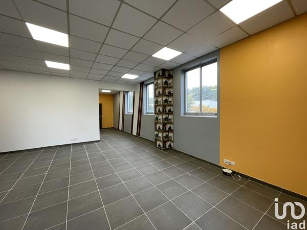 Location boutique/local commercial 180 m² Guibeville