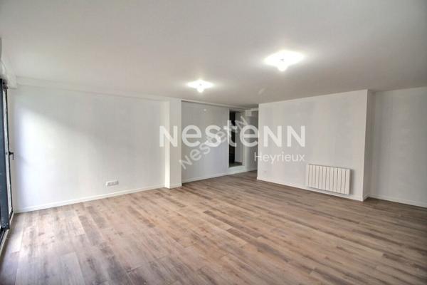 Centre village- Appartement 2 chambres Rez-de-Jardin- Stationnement