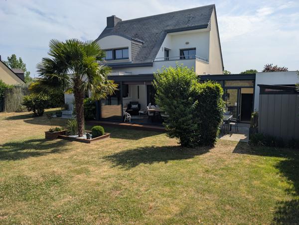 Brie (35150) Maison contemporaine – Véranda, carport, jardin clos – Brie 35150 (proche Janzé / Rennes)