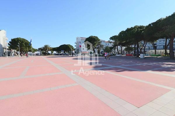 ROYAN - HYPER CENTRE