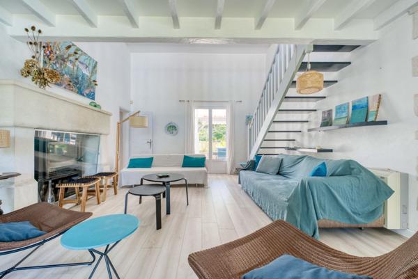 VILLA PISCINE FACE MER LA BREE LES BAINS